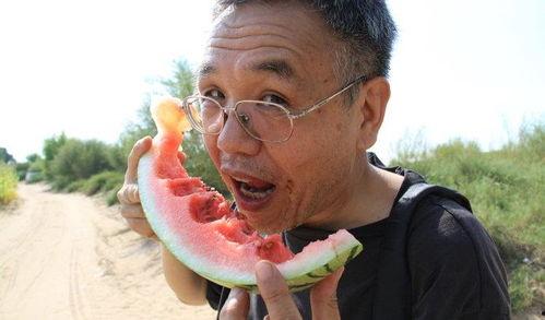 奇葩的选手带你吃瓜